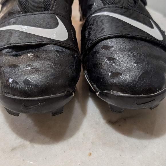 Nike Savage 2 Shark Black And White Football Fastflex Cleats Boys Size 5.5 - Picture 7 of 9